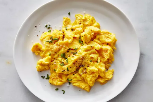 Diner Style Scrambled Eggs