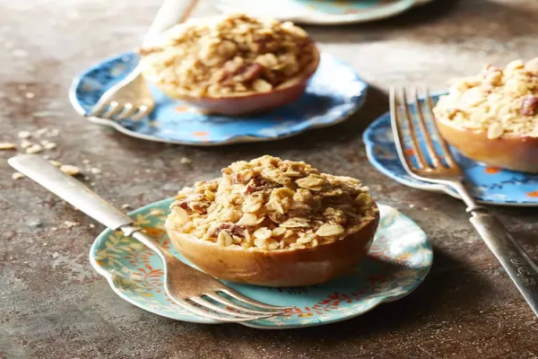 Apple Crisp Stuffed Baked Apples