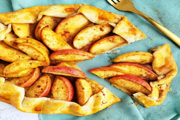 Easy Apple Galette