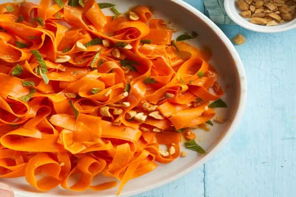 Carrot Peanut Noodle Salad