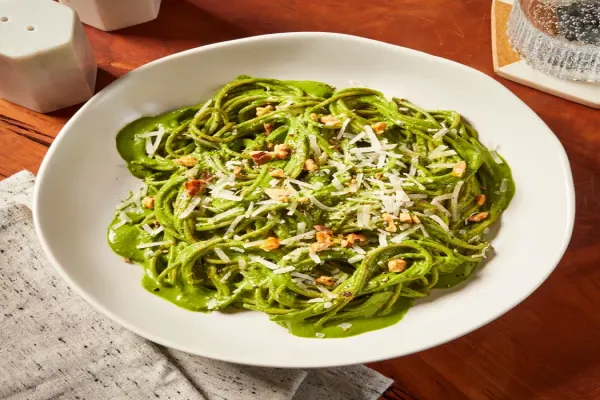 Spaghetti with Creamy Lemon Spinach Sauce