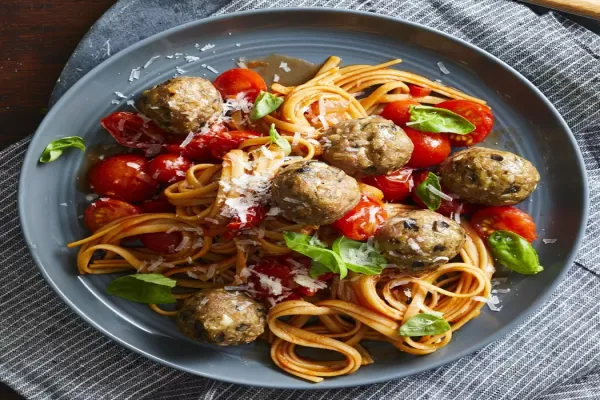 Turkey Meatballs with Linguine & Fresh Tomato Sauce