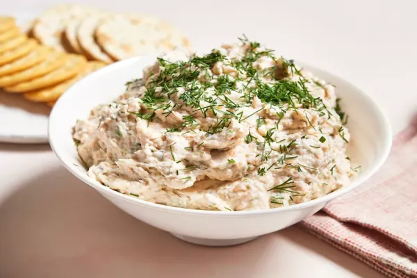 The Best Smoked Salmon Dip