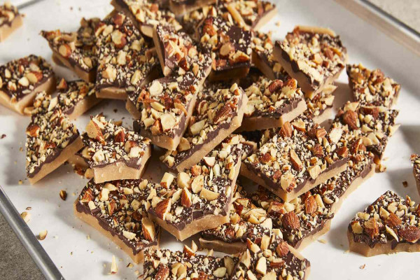 Best Toffee Ever Super Easy