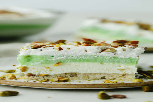 Pistachio Torte
